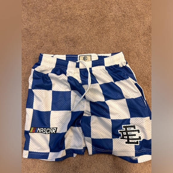 Eric Emanuel shorts size m (Black checkered or blue) - Picture 4 of 6